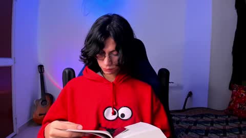 Snapshot of literateboy chatting on 01-16-25, 11:04 Literateboy online show from 01-16-25, 11:04