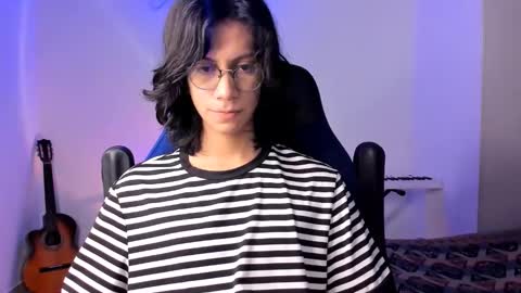 Snapshot of literateboy chatting on 01-21-25, 11:13 Literateboy online show from 01-21-25, 11:13