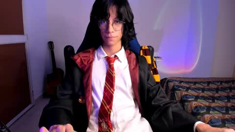 Snapshot of literateboy chatting on 01-25-25, 12:27 Literateboy online show from 01-25-25, 12:27