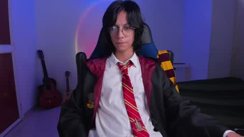 Snapshot of literateboy chatting on 02-01-25, 12:40 Literateboy online show from 02-01-25, 12:40