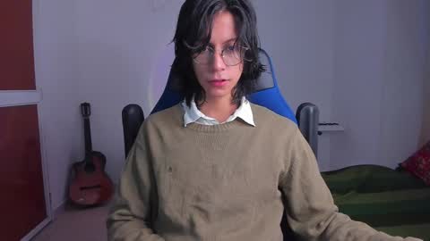 Snapshot of literateboy chatting on 02-03-25, 11:20 Literateboy online show from 02-03-25, 11:20