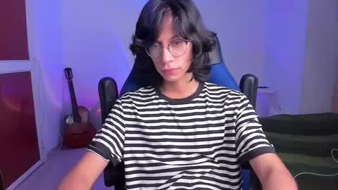 Snapshot of literateboy chatting on 02-21-25, 12:16 Literateboy online show from 02-21-25, 12:16