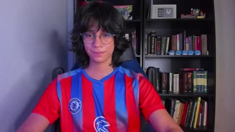 Snapshot of literateboy chatting on 10-30-25, 12:45 Literateboy online show from 10-30-25, 12:45