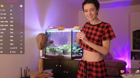 Snapshot of litllle_alis_a chatting on 11-12-25, 03:56 Alisa online show from 11-12-25, 03:56