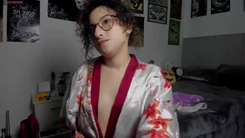 little__ammy online show from 03-06-26, 06:10