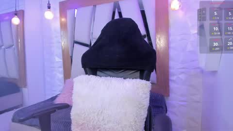 little ary online show from 04-25-26, 12:13