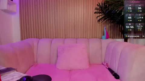 Snapshot of little__ary chatting on 06-19-26, 01:10 little ary online show from 06-19-26, 01:10