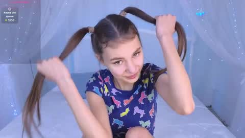    online show from 04-11-26, 09:57