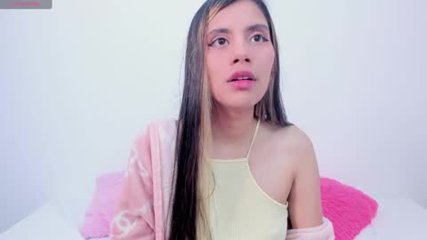 Snapshot of little_angelhot chatting on 12-21-24, 07:03 angelica online show from 12-21-24, 07:03