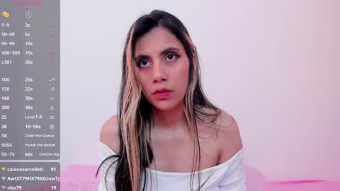 Snapshot of little_angelhot chatting on 01-03-25, 01:47 angelica online show from 01-03-25, 01:47