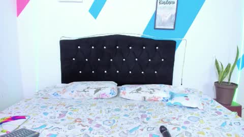 Snapshot of little_angelsky chatting on 11-13-25, 11:25 Michelle. online show from 11-13-25, 11:25