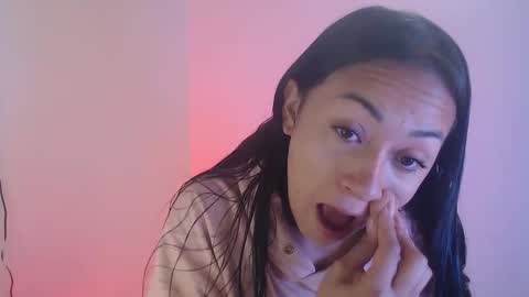 Aliciaparaisss online show from 10-18-25, 05:14