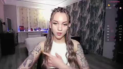 Snapshot of little_birdy chatting on 02-27-25, 05:58 Birdy online show from 02-27-25, 05:58