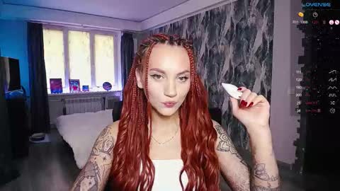 Snapshot of little_birdy chatting on 09-14-25, 10:47 Birdy online show from 09-14-25, 10:47