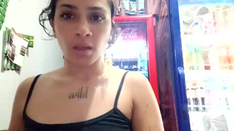 Snapshot of little_doll25 chatting on 01-01-25, 11:07 Succubus Blue online show from 01-01-25, 11:07