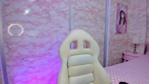 Snapshot of little_doll_4u chatting on 07-09-26, 10:08 ANNI online show from 07-09-26, 10:08
