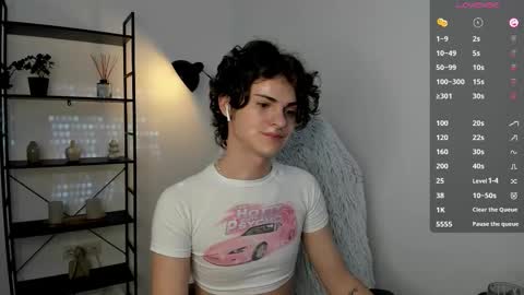 Snapshot of little_femb0y chatting on 02-27-26, 02:50 Daniel online show from 02-27-26, 02:50