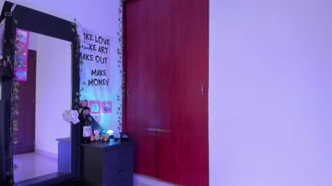 Snapshot of little_kayla_ chatting on 05-05-26, 11:13 kayla Instagram kayla 71082 online show from 05-05-26, 11:13