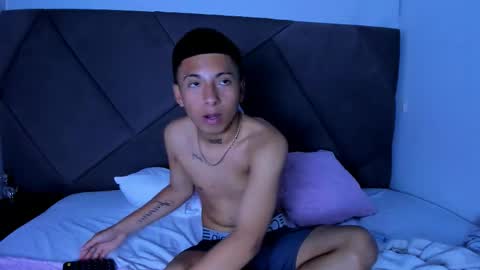 little_kris1 online show from 09-30-25, 01:38