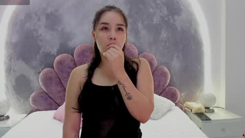 little_melanie online show from 04-20-26, 01:58