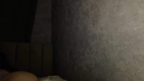 Mia   Im online every day 1530 PM in New York  2030 PM in London online show from 04-16-26, 09:39