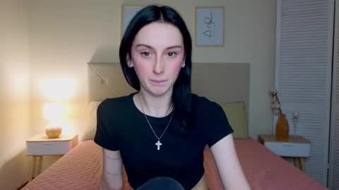 Snapshot of little_mollee chatting on 10-04-25, 08:18 little_mollee online show from 10-04-25, 08:18