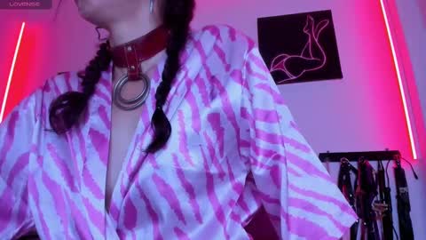 Snapshot of little_nauughty2 chatting on 03-02-25, 10:38 Little Nauughty2 online show from 03-02-25, 10:38