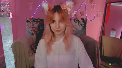 Snapshot of little_pam_ chatting on 06-11-26, 06:11 Pam online show from 06-11-26, 06:11