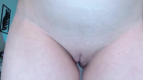 Snapshot of little_pearl_ chatting on 02-14-25, 08:52 Adaline online show from 02-14-25, 08:52