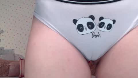 Snapshot of little_pearl_ chatting on 09-11-25, 05:51 Adaline online show from 09-11-25, 05:51