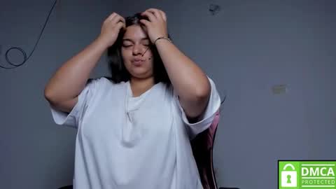 Snapshot of little_shaara chatting on 09-15-25, 08:25 Shaara online show from 09-15-25, 08:25