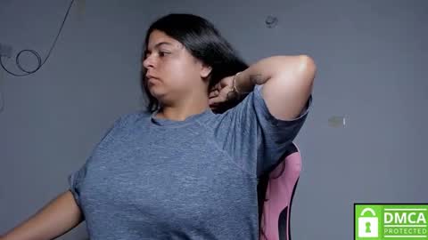 Snapshot of little_shaara chatting on 09-24-25, 08:28 Shaara online show from 09-24-25, 08:28