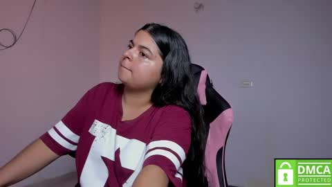 Snapshot of little_shaara chatting on 09-30-25, 08:58 Shaara online show from 09-30-25, 08:58