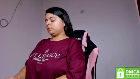 Snapshot of little_shaara chatting on 11-04-25, 08:19 Shaara online show from 11-04-25, 08:19