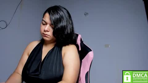 Snapshot of little_shaara chatting on 11-09-25, 08:45 Shaara online show from 11-09-25, 08:45