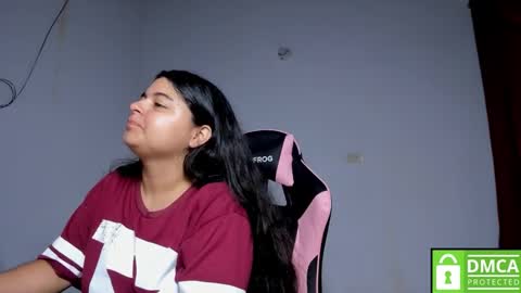 Snapshot of little_shaara chatting on 12-03-25, 09:40 Shaara online show from 12-03-25, 09:40