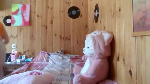 little_shygirl_ online show from 09-11-25, 08:58