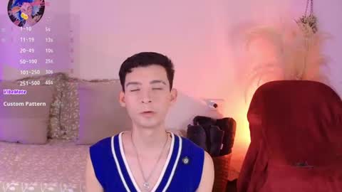 Snapshot of little_twiink chatting on 07-09-26, 02:32 Juan Ferrer online show from 07-09-26, 02:32