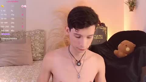 Snapshot of little_twiink chatting on 07-17-26, 02:45 Juan Ferrer online show from 07-17-26, 02:45
