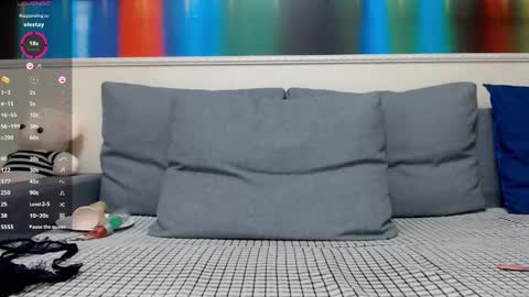 Kwan online show from 12-14-24, 02:21