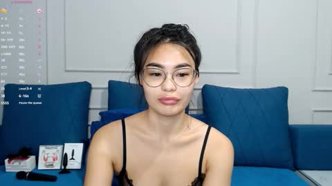 Kwan online show from 11-10-25, 12:37