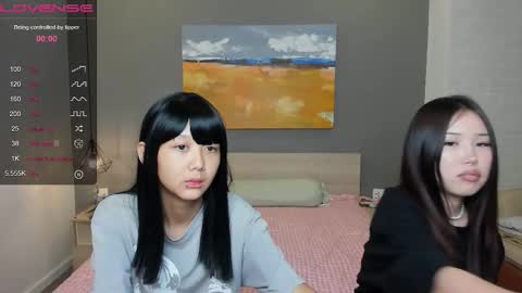 Yena and Gabby online show from 09-09-25, 10:42
