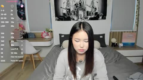 Yena and Gabby online show from 02-03-26, 07:13