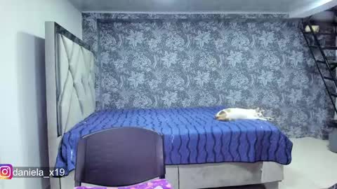 Snapshot of littleabbie chatting on 06-04-26, 01:00 Abbie online show from 06-04-26, 01:00