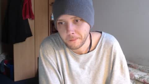 littlealien7 online show from 05-27-26, 01:13