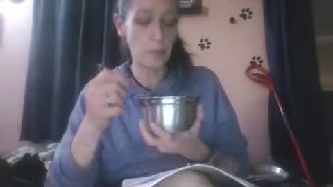 Snapshot of littlebigsquirt7945 chatting on 01-06-26, 02:26 Sady Jayne online show from 01-06-26, 02:26