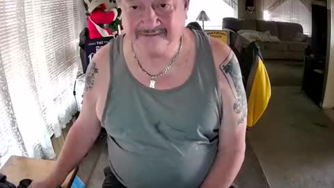 Littled83057 online show from 12-20-25, 07:32