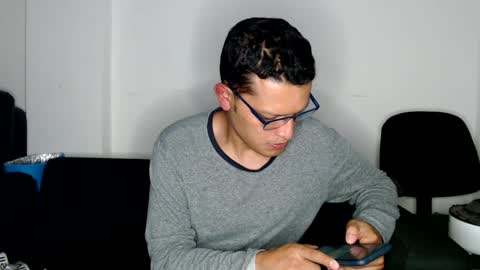 Manu online show from 02-19-25, 03:39