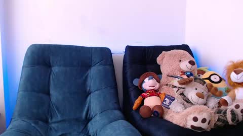 Snapshot of littledicklatin chatting on 05-26-26, 09:11 Manu online show from 05-26-26, 09:11