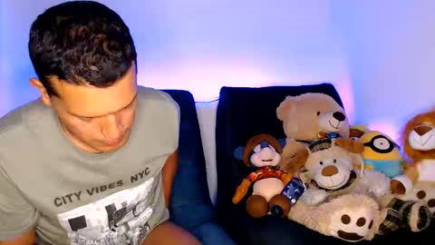 Snapshot of littledicklatin chatting on 05-30-26, 03:47 Manu online show from 05-30-26, 03:47